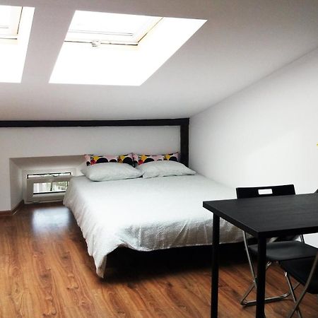Nice Attic Studio Close To Old Town Air Conditioning - Klimatyzacja Krakow Ngoại thất bức ảnh