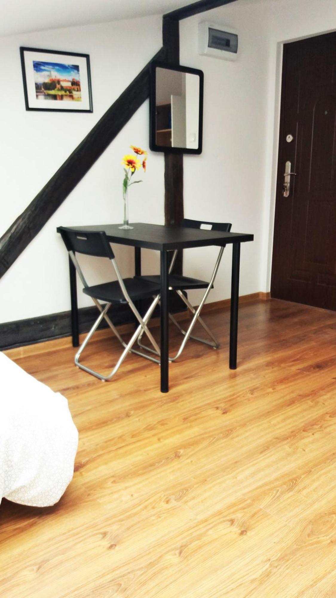 Nice Attic Studio Close To Old Town Air Conditioning - Klimatyzacja Krakow Ngoại thất bức ảnh